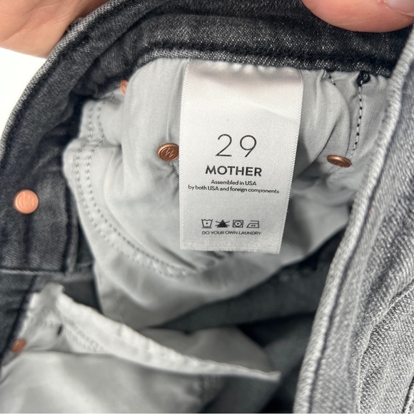 Mother The Weekender Dark Denim High Waist Flare Jeans in Wanted Black 30 NWT - Picture 10 of 12